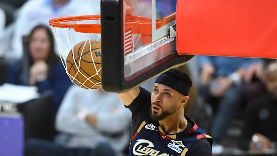 Cleveland Cavaliers forward Larry Nance Jr. (22)David Richard-Imagn Images