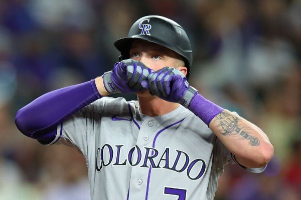 Rockies 1B TJ Rumfield exits with right hand contusion