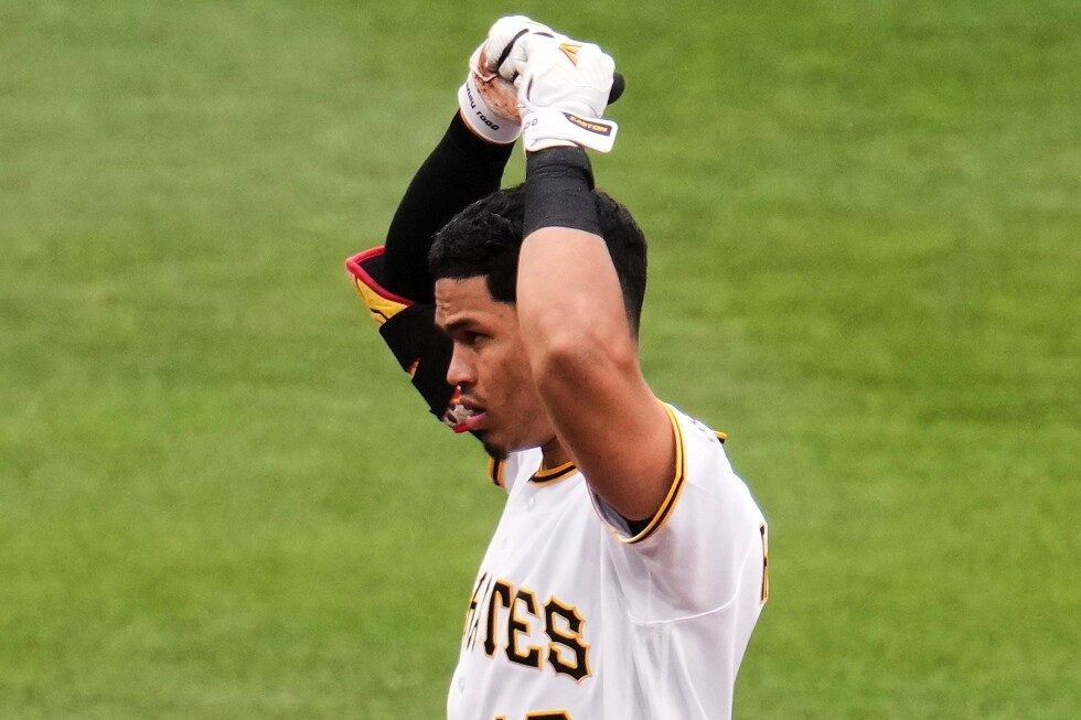 Endy Rodriguez gives Pirates a jolt after nearly a year away