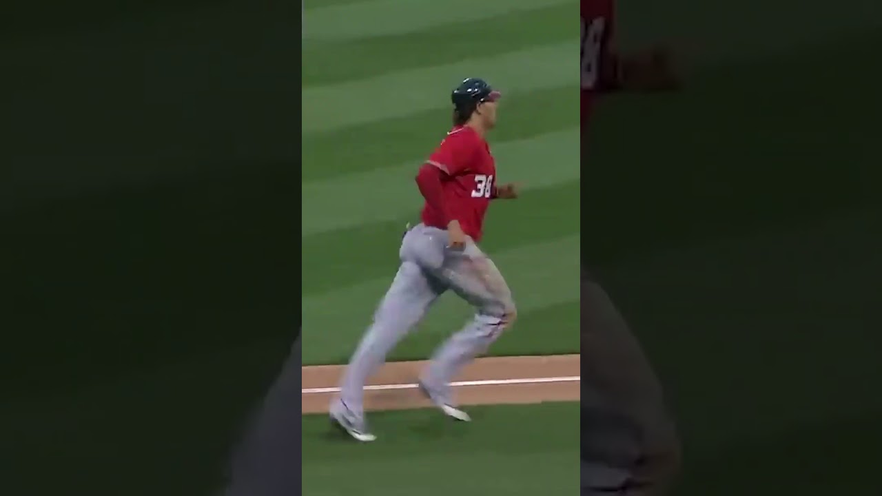 This overturned grand slam forced Michael Morse to swing without a bat and rerun the bases 😂