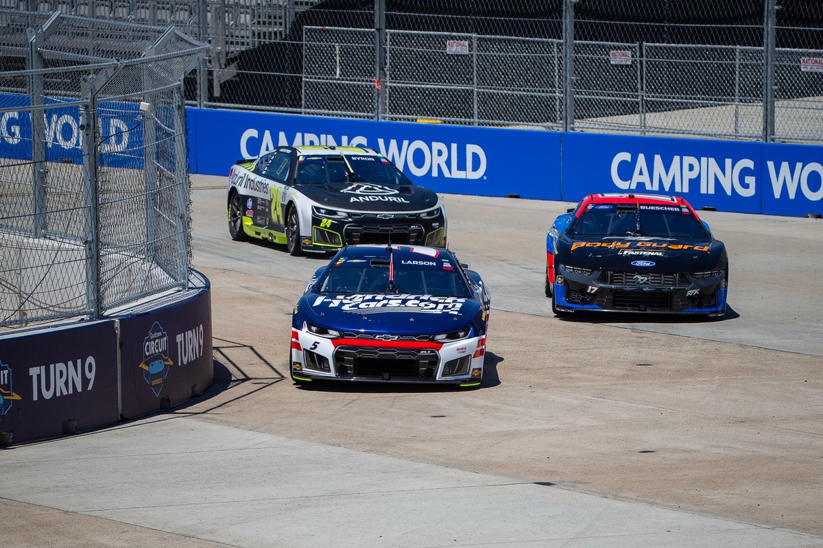 NASCAR Cup drivers expect tremendous tire falloff, marbles at San Diego