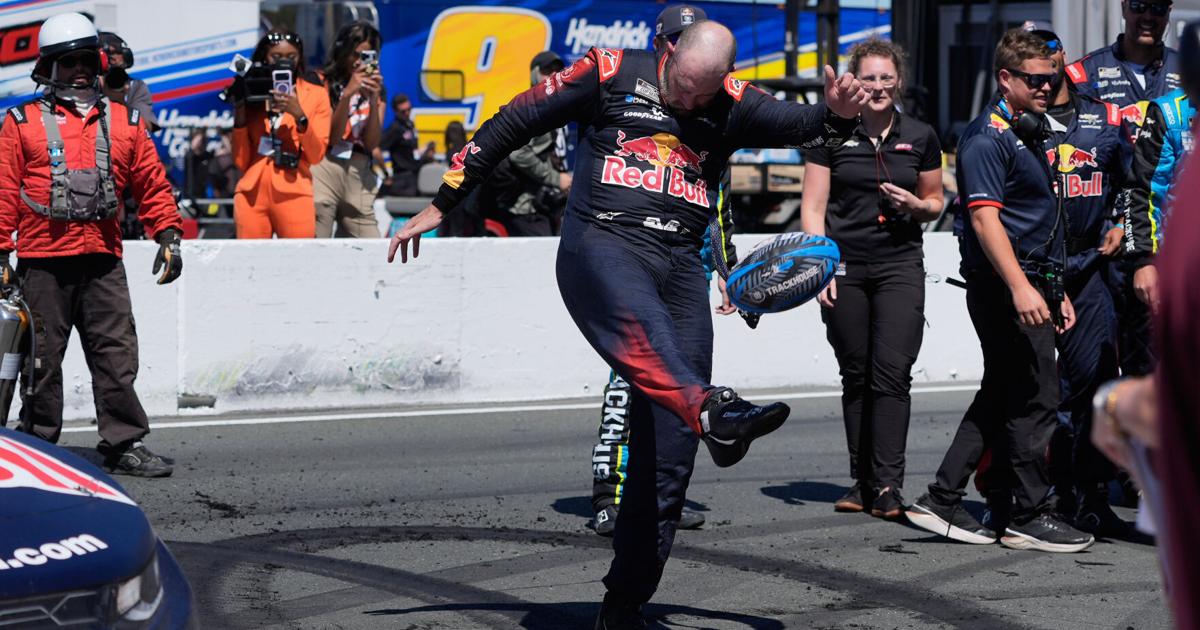 As NASCAR Cup schedule shifts to ovals, Shane van Gisbergen wants to keep improving | Auto Racing