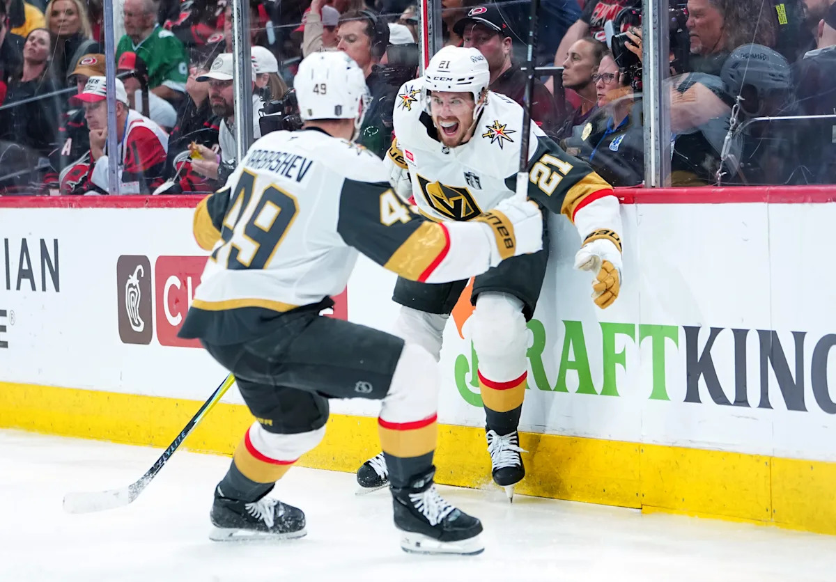 Golden Knights rally from slow start, stun Hurricanes in Game 1 Stanley Cup Final thriller
