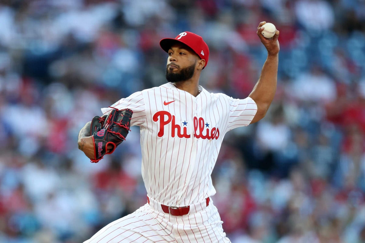 Cristopher Sánchez’s scoreless streak ends with 50 2/3 innings — and a long ovation