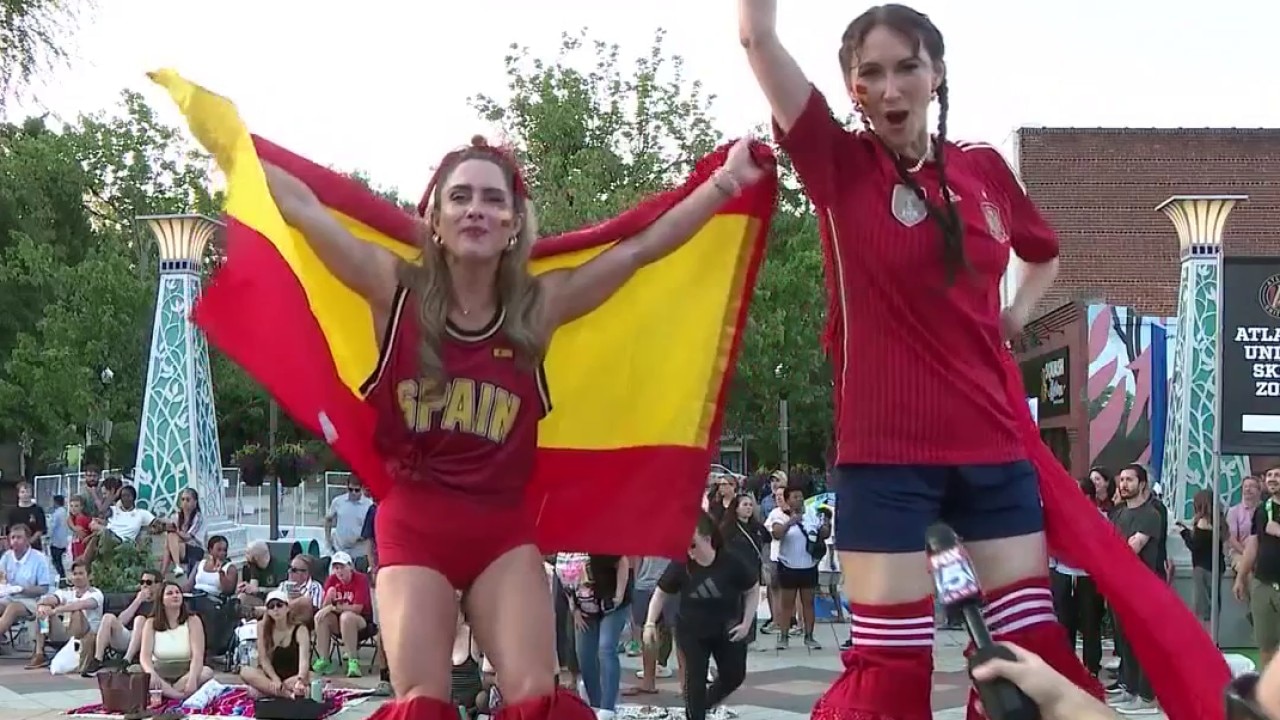 Decatur Square hosts World Cup watch party