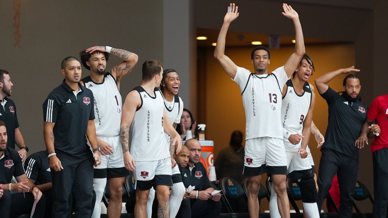 Pat Kelsey’s rebuilt Louisville roster gets early Bahamas test