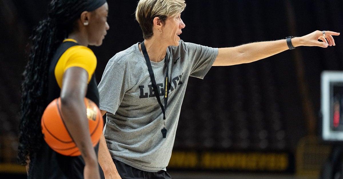 Iowa Women's Basketball: Chit Chat Wright Using NCAA Tournament Loss as Motivation