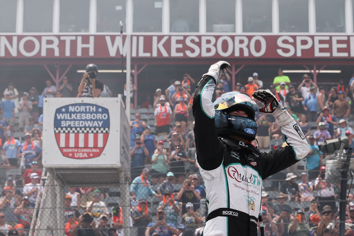Chandler Smith crushes NASCAR Truck field with record North Wilkesboro win