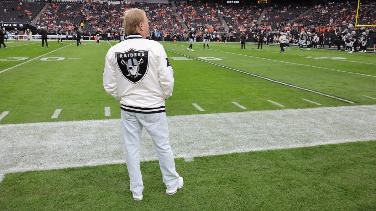 NFL pushes back on injury data amid players' natural grass push