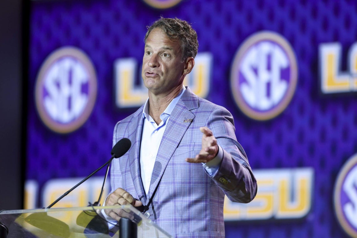 Why Lane Kiffin, college football’s most famous poster, says he gave up social media