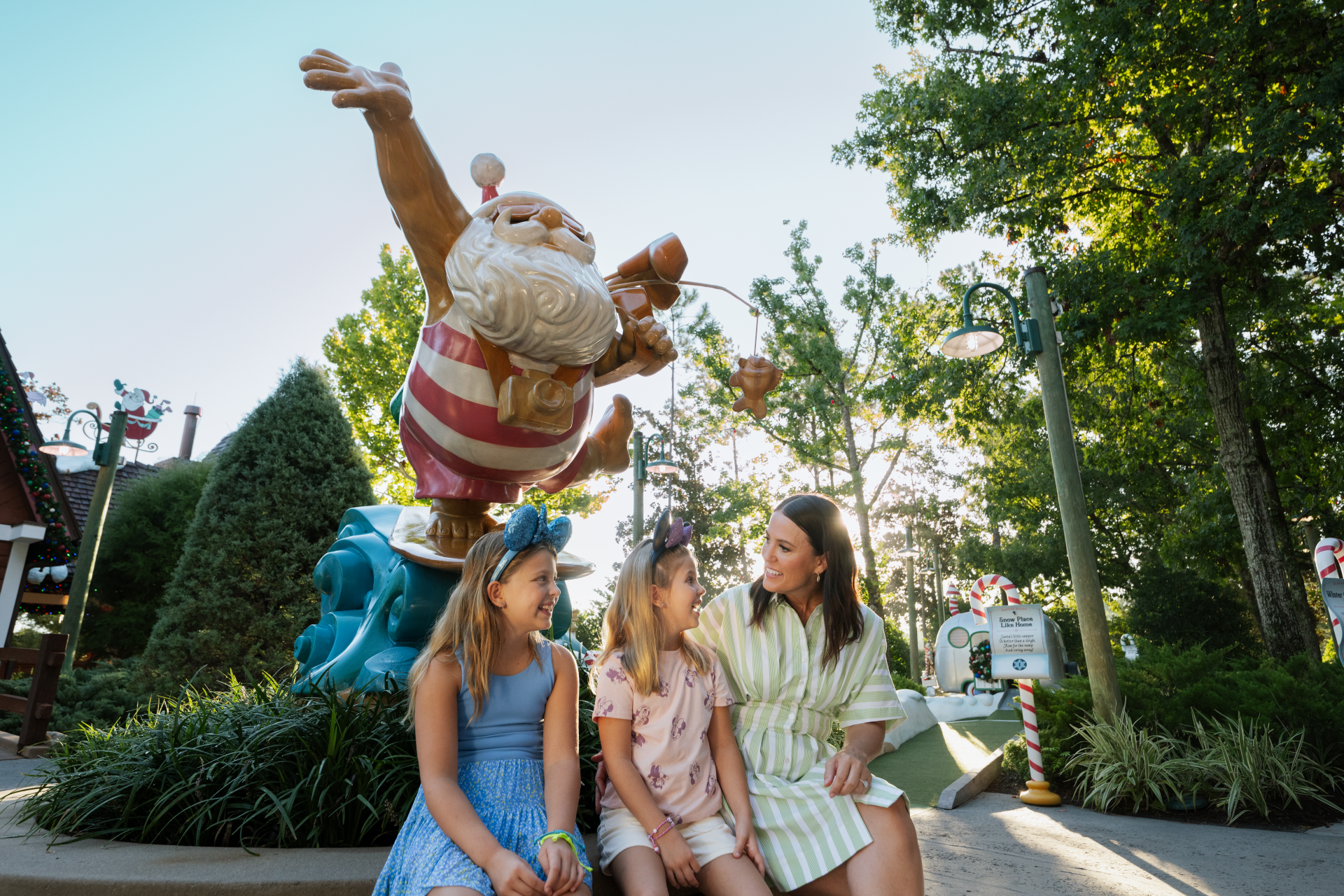 Disney World Winter Summerland Mini Golf