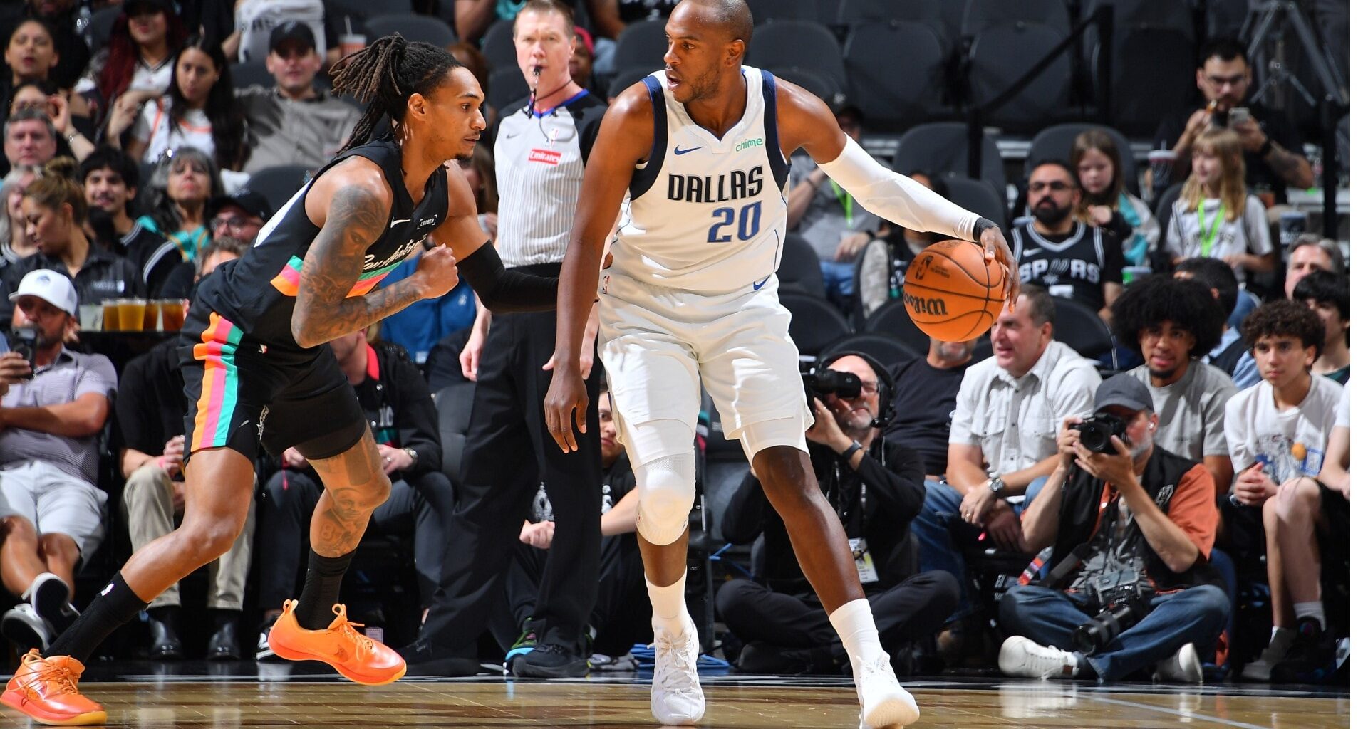 Reports: Mavericks to acquire Santi Aldama from Grizzlies
