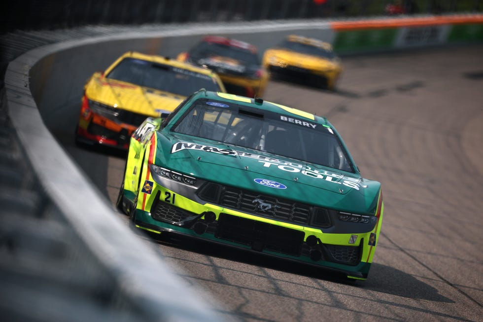 NASCAR Cup Series Iowa Corn 350 Powered by Ethanol