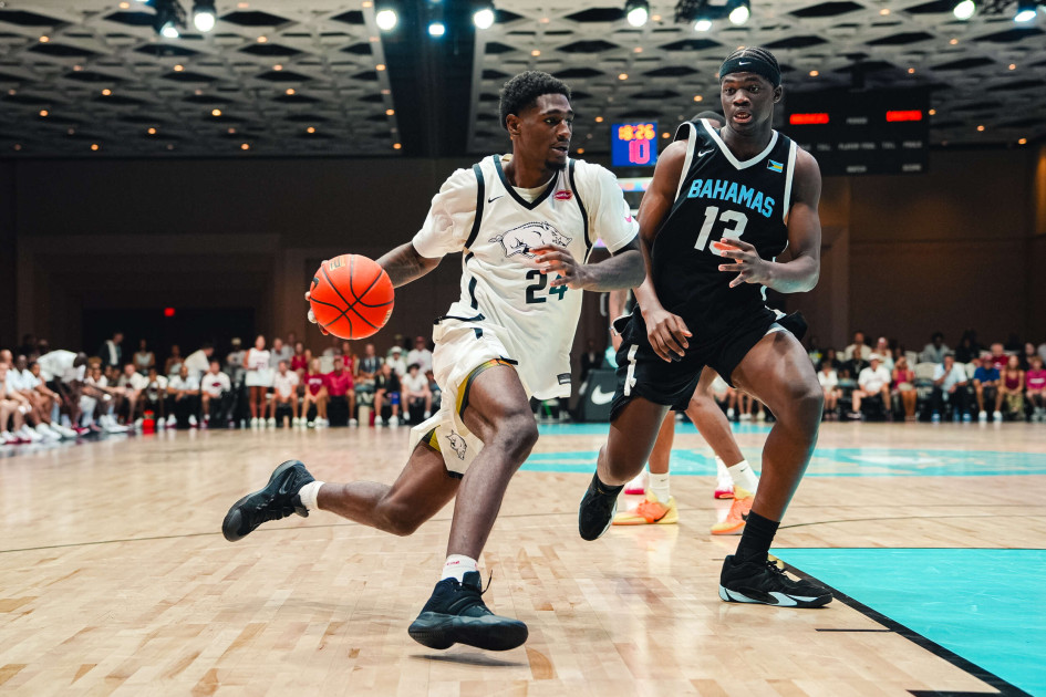Arkansas Races Out Early, Takes Down Bahamas Select Team, 106-59