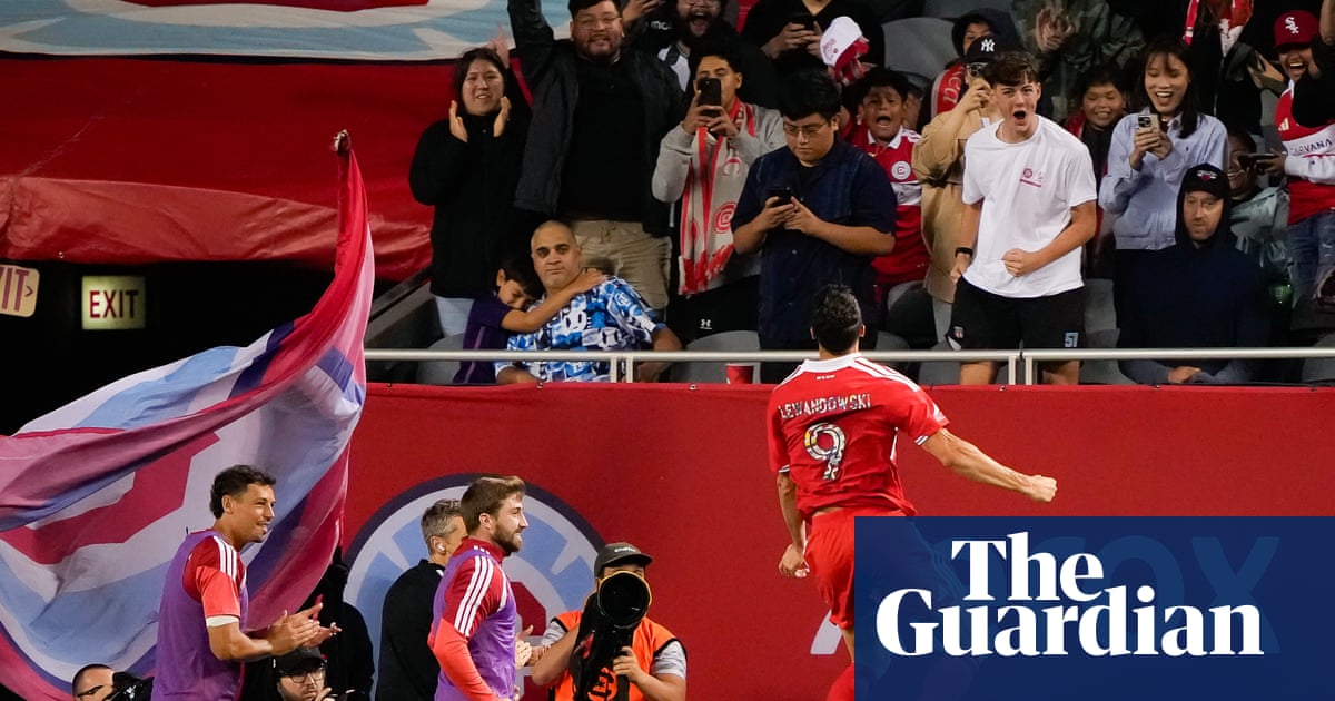 Robert Lewandowski strikes twice for Chicago Fire in MLS win over Charlotte | MLS