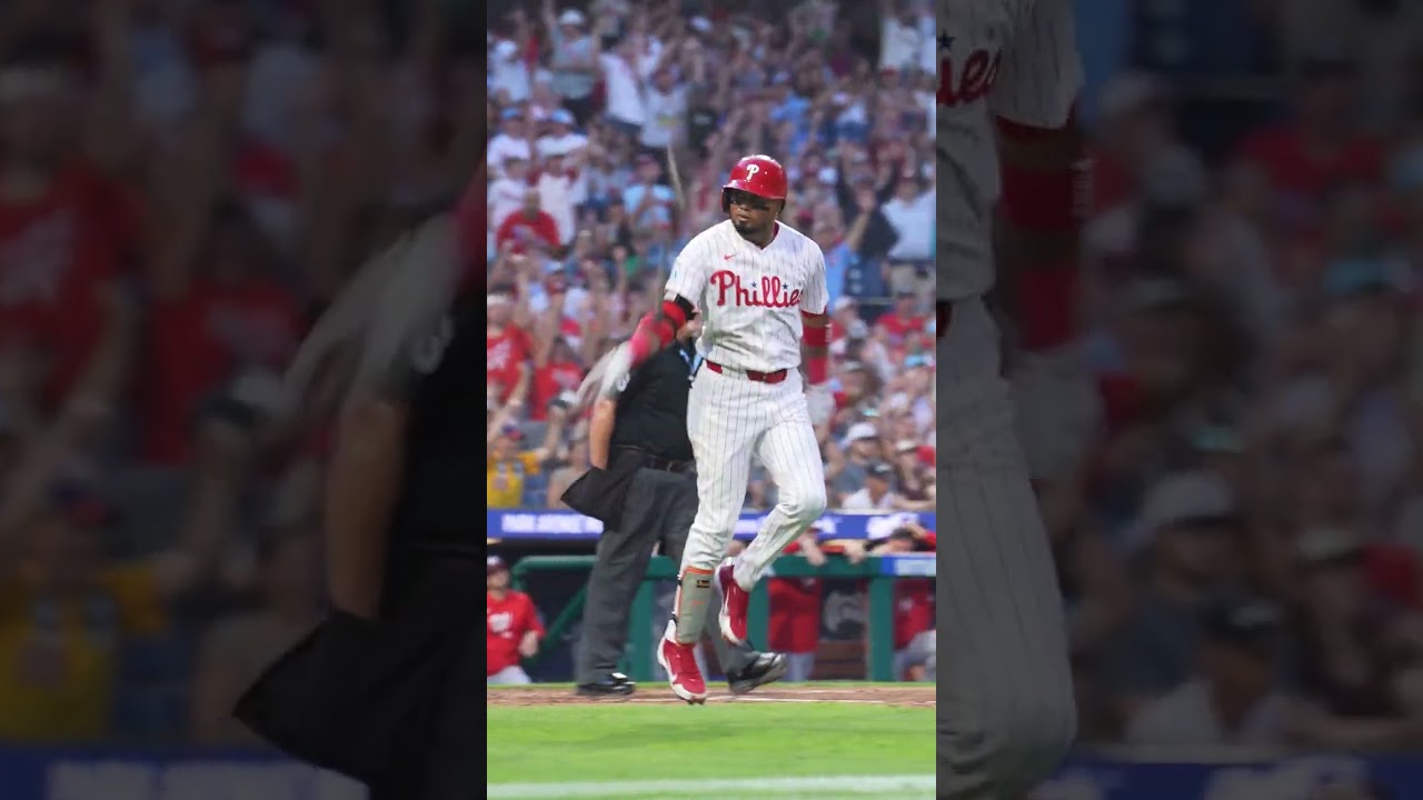 Luis Arraez bat flips his first homer as a Phillie! 🔔