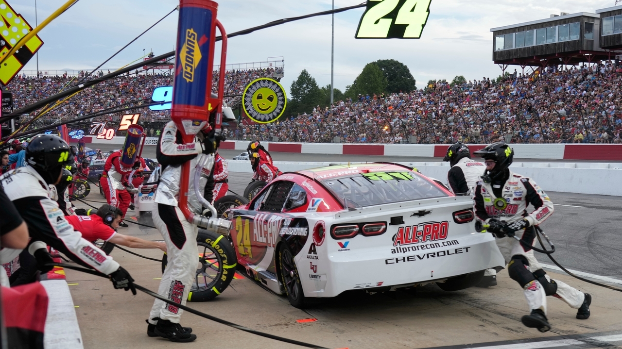 William Byron hoping to repeat last season's NASCAR Cup Series win at Iowa Speedway
