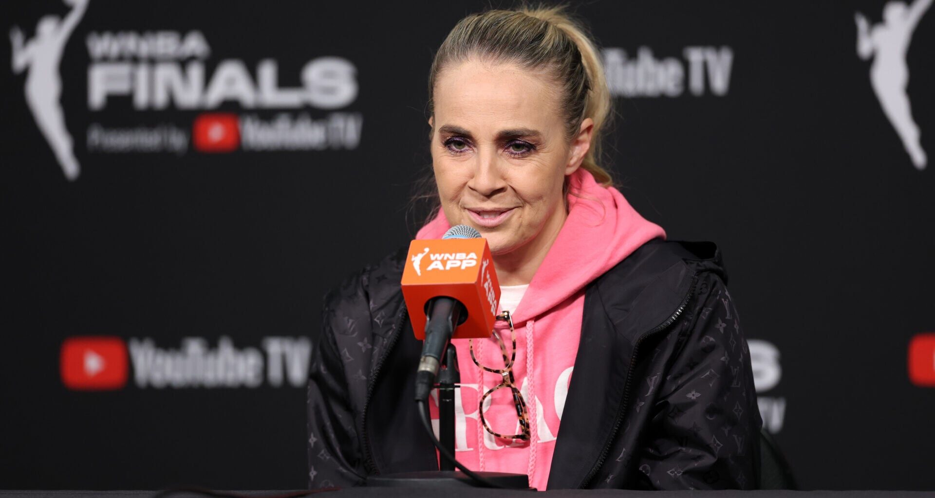 'She was ready' - WNBA fans have a lot to say after Becky Hammon was ejected in Aces clash