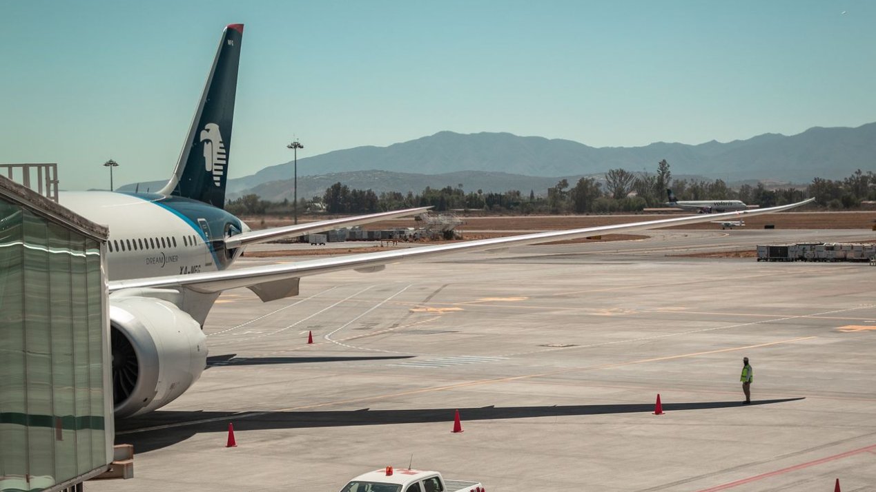 Mexico Loses 293,000 Air Passengers as US Demand Cools