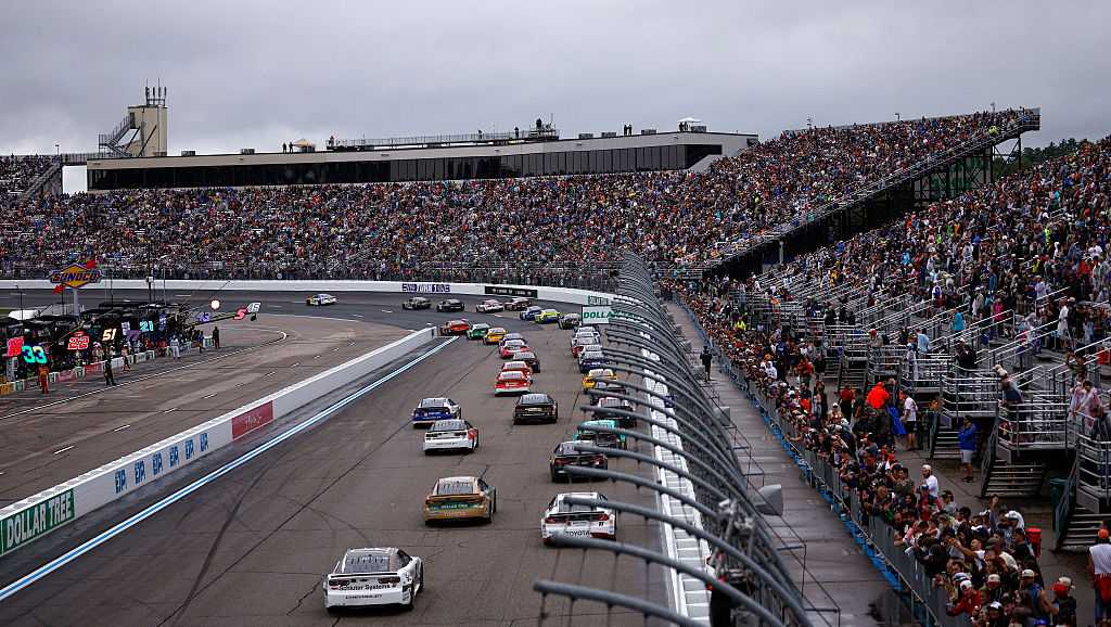 NASCAR Cup Series race underway after rain delay
