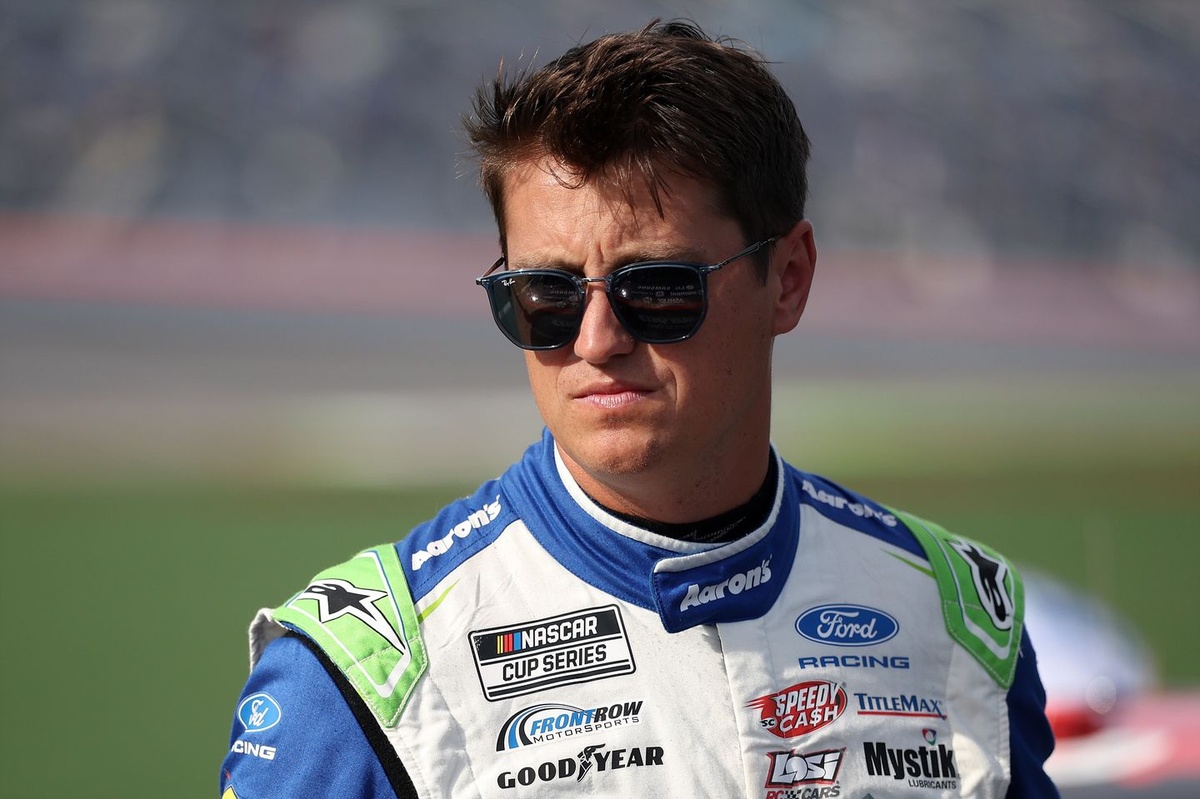 Zane Smith wrecks out of Daytona lead: "I didn't even get a shot to survive"