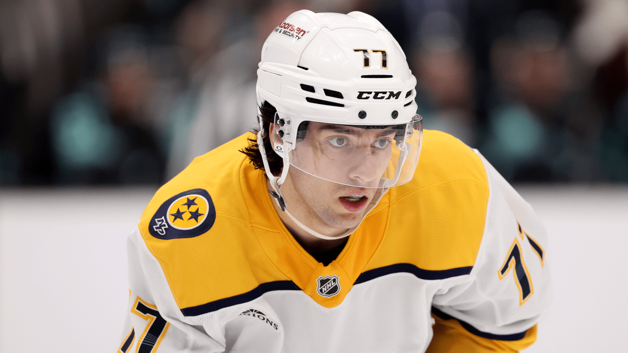 Evangelista traded to Devils by Predators for 2 draft picks