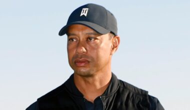 Tiger Woods' license is suspended — can he drive a golf cart?