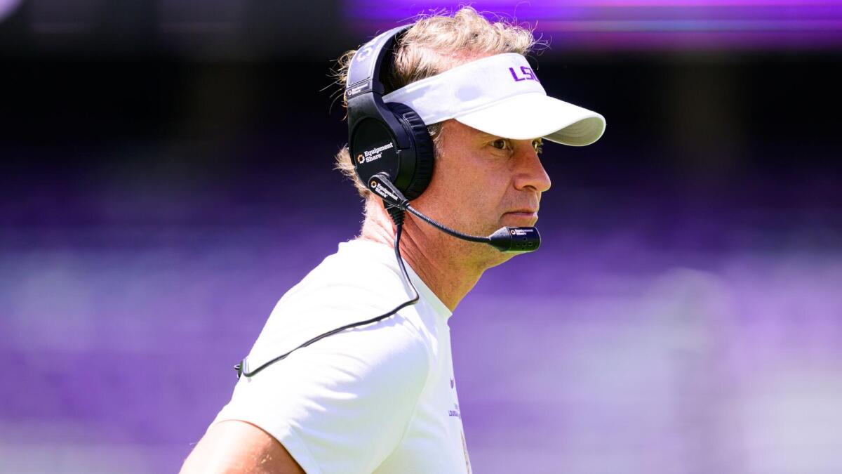 Lane Kiffin explains decision to not roster ex-NFL players for LSU opener vs. Clemson