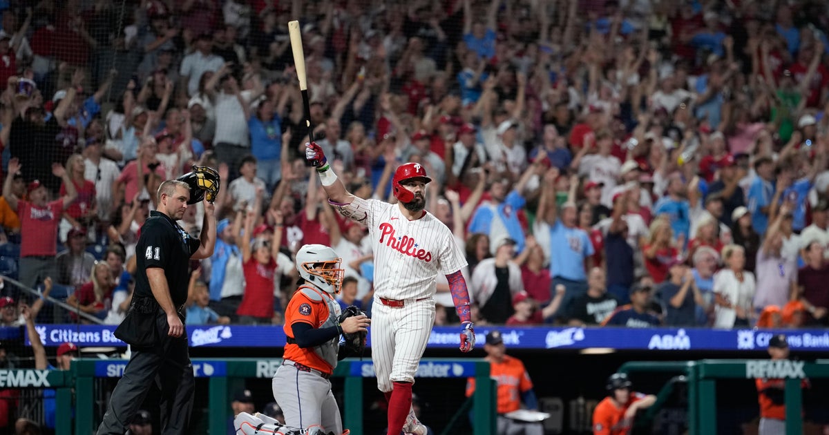 Kyle Schwarber slugs grand slam for MLB-leading 44th homer in Phillies' wild comeback win over Astros