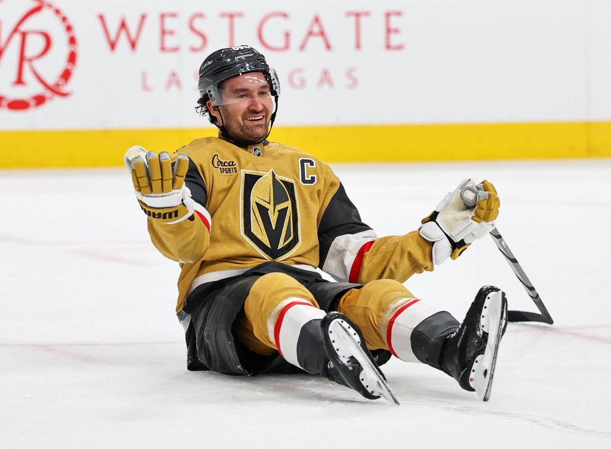 Golden Knights, Mark Stone agree to 2-year extension to keep captain in Vegas