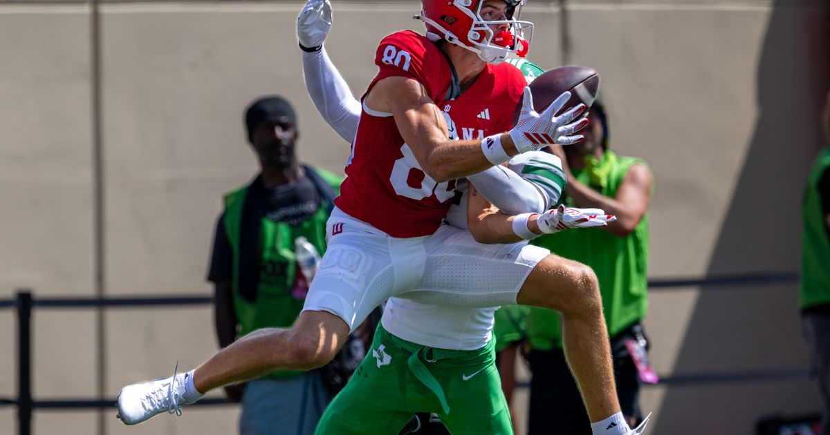 Charlie Becker quickly emerging as the model of efficiency in No. 4 Indiana's receiving corps :: WRAL.com