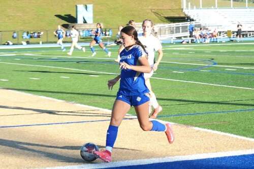 Ball Movement The Key To Girls’ Soccer Team’s First Win – The Newtown Bee
