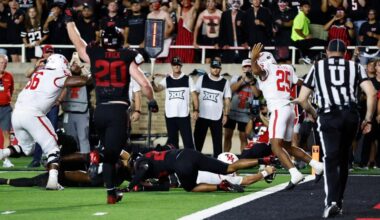 Texas Tech survives Houston comeback bid: Cougars stopped inches short of tying game on two-point conversion