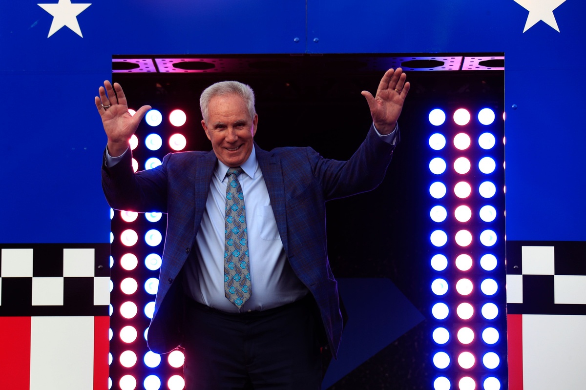 NASCAR legend Darrell Waltrip stepping away from public life due to FTD diagnosis