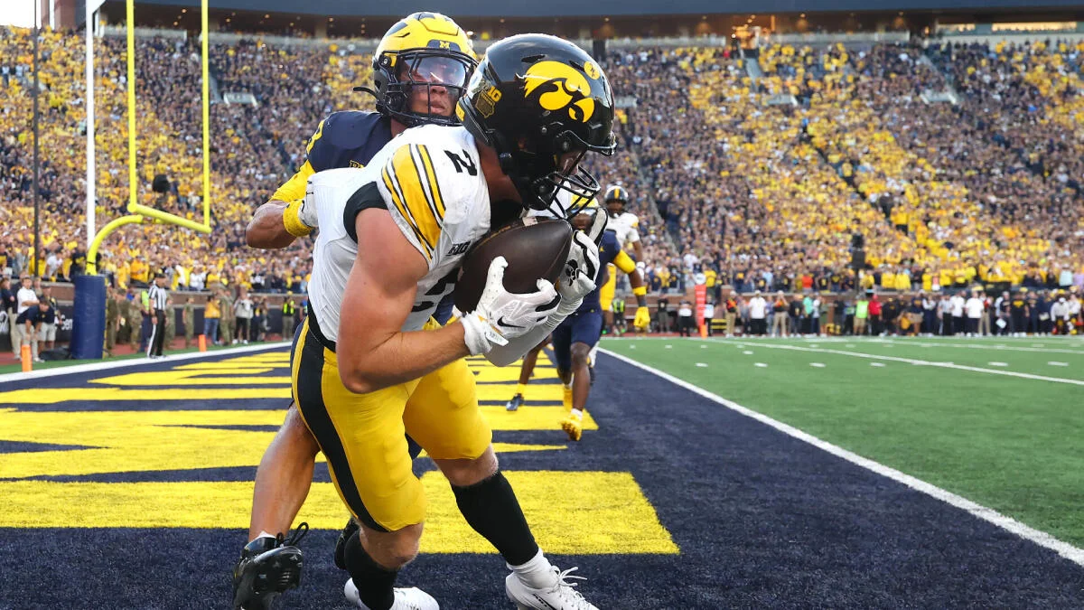 Iowa shocks Michigan: Hawkeyes take down Wolverines with poetic walk-off TD pass