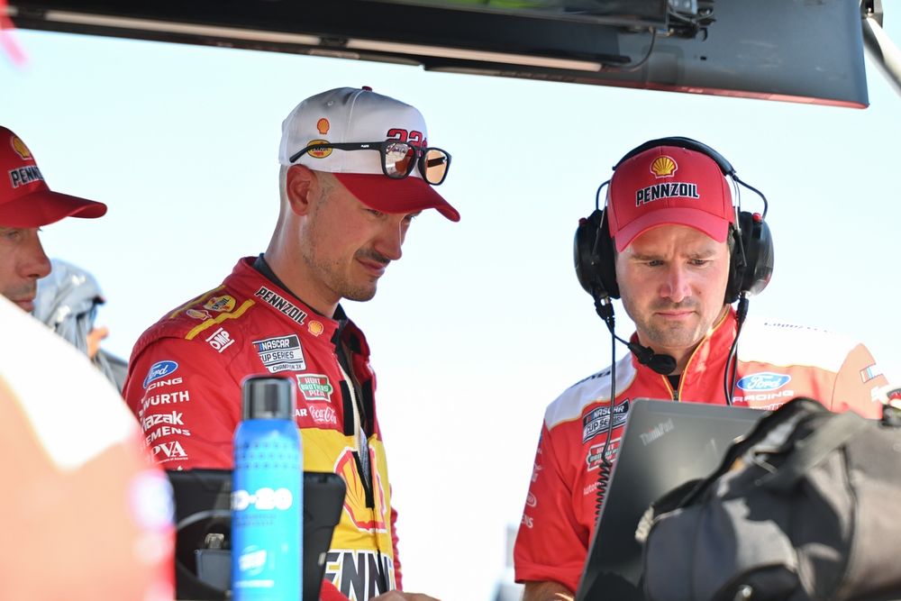 Joey Logano, No. 22 Team Penske Ford