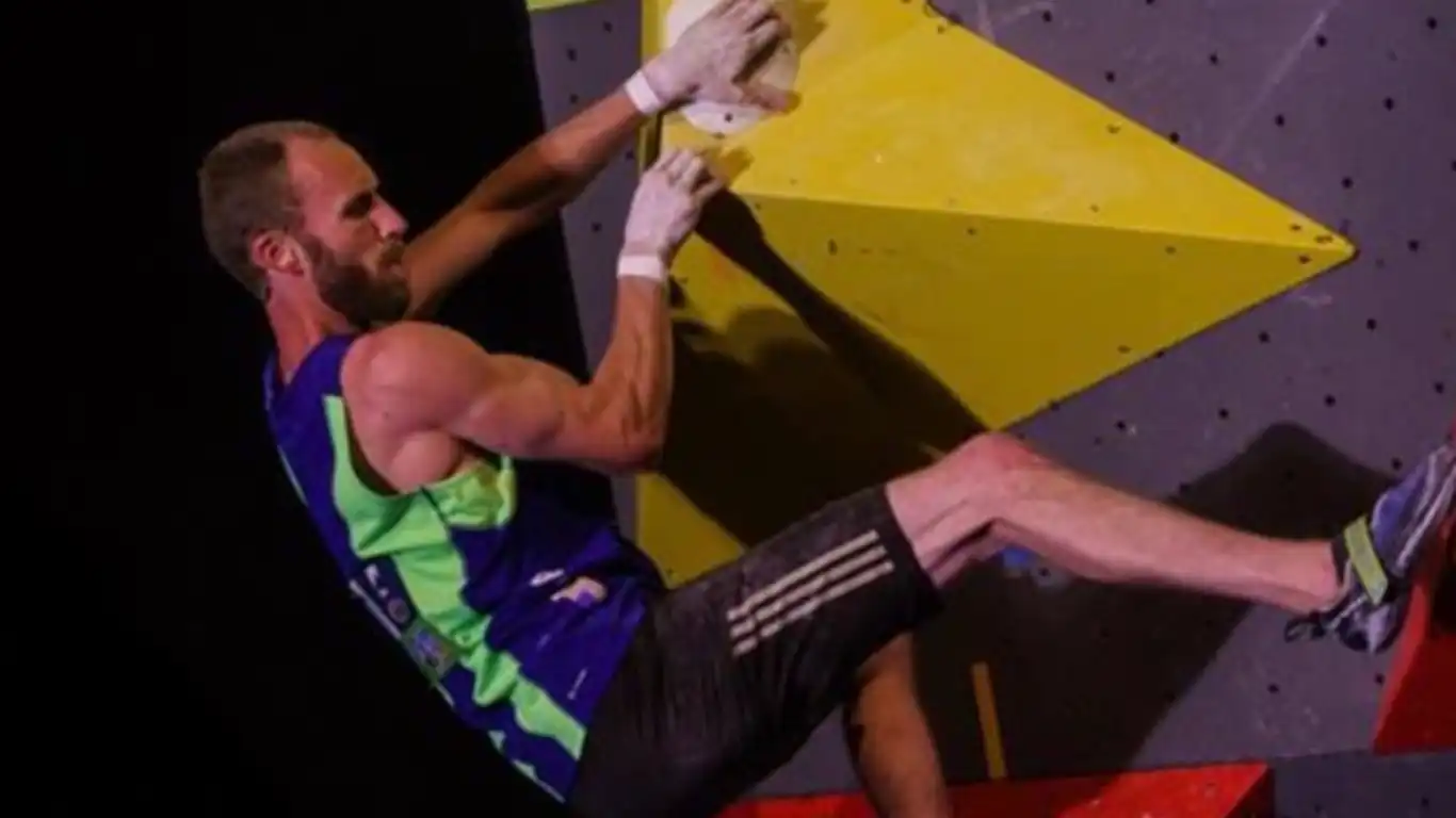 nathaniel spencer rock climbing