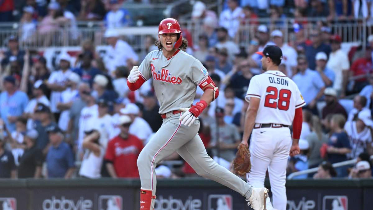 MLB Postseason: Braves, Phillies Clash In Game Three