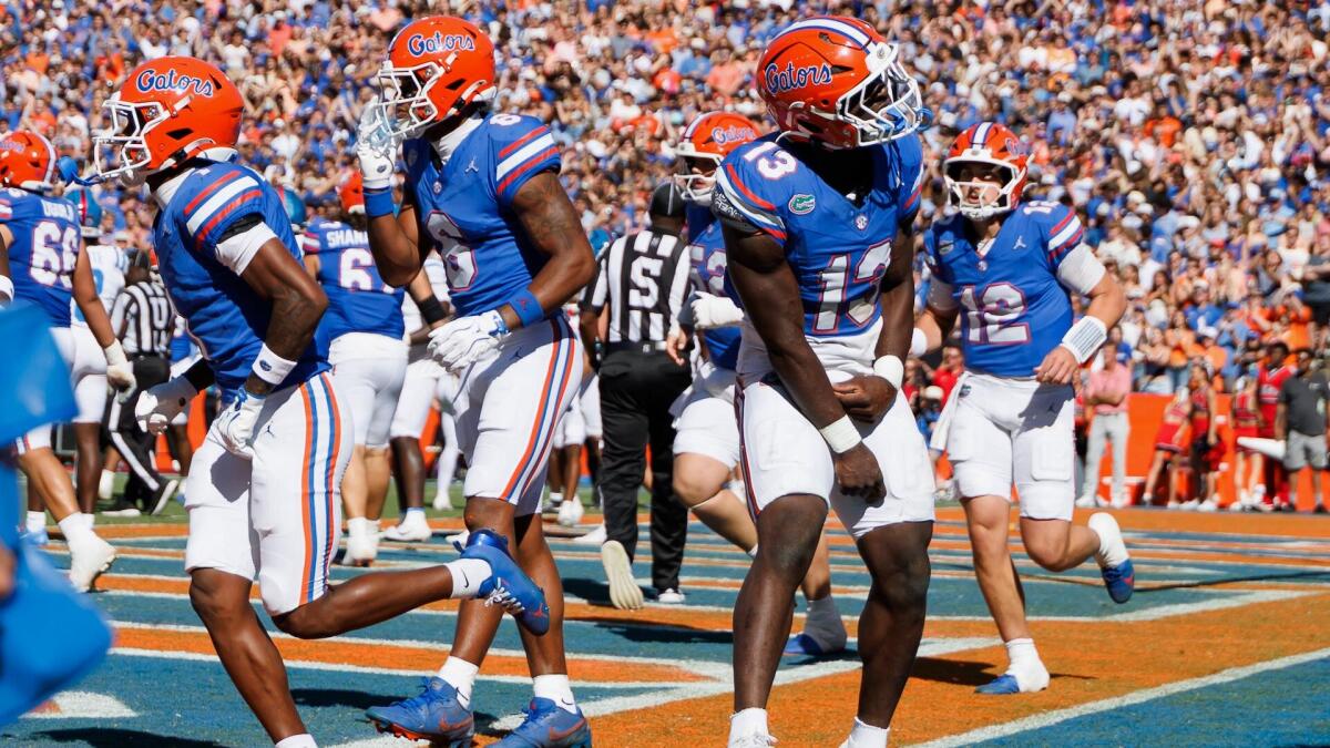 CFP resume rankings: Florida checks in at No. 2 as SEC claims top five spots