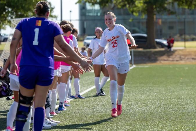 No. 4 Gorillas Host Hornets, Hillcats