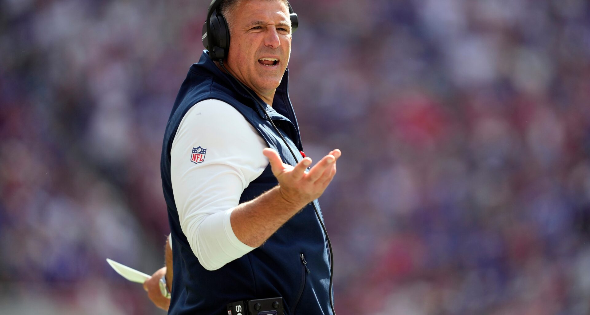 Mike Vrabel claps back at Bills safety for wild comments after Patriots' win