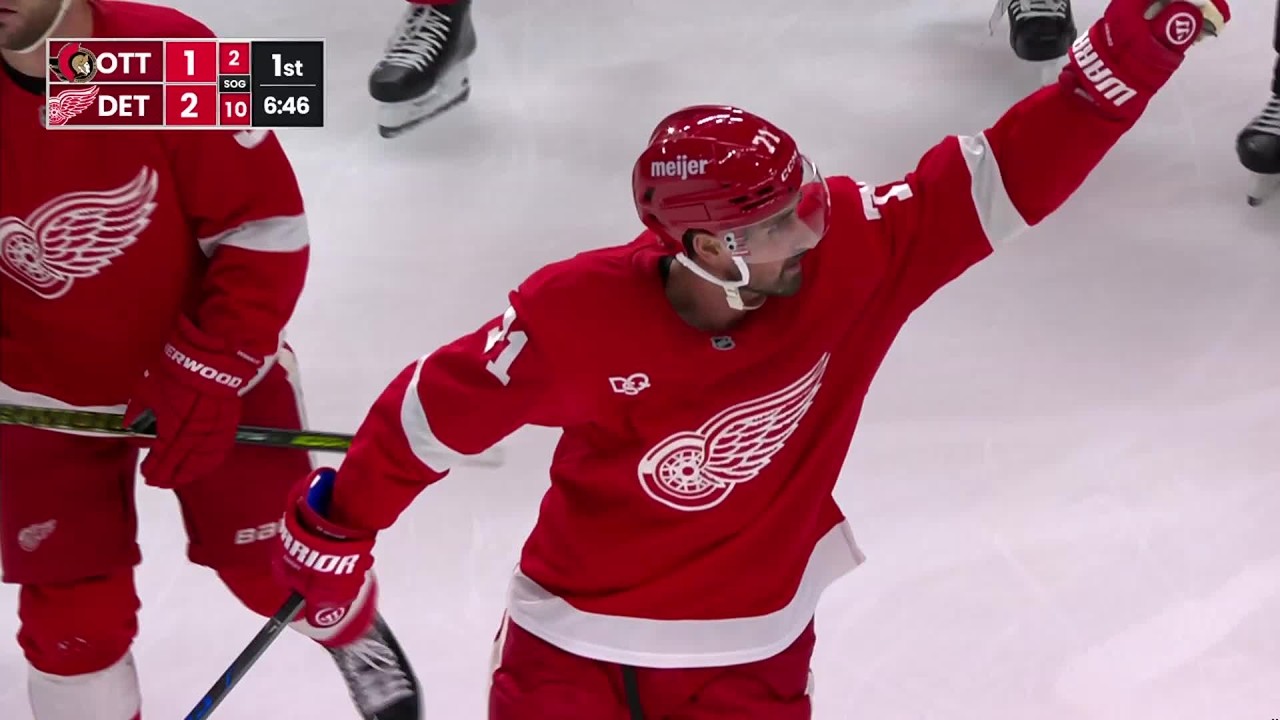 DYLAN LARKIN scores in season debut!