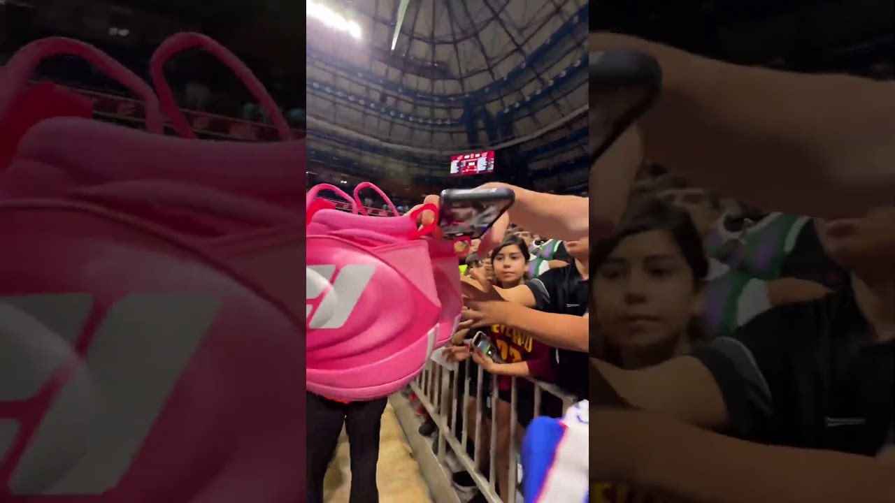 This moment between James Harden and a fan in Spain is everything 🥹