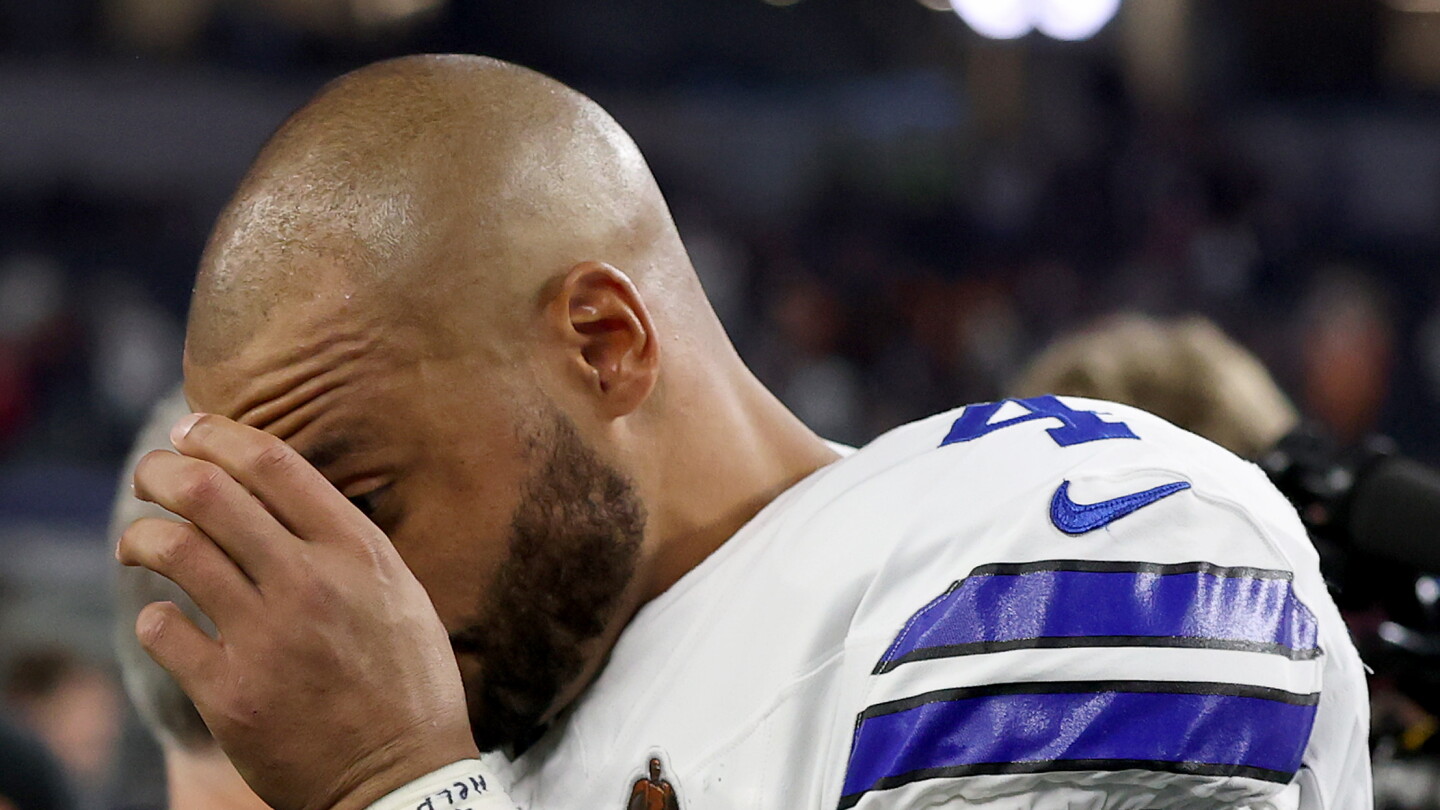 Dak Prescott did not appreciate stadium worker calling Cowboys' loss "embarrassing"