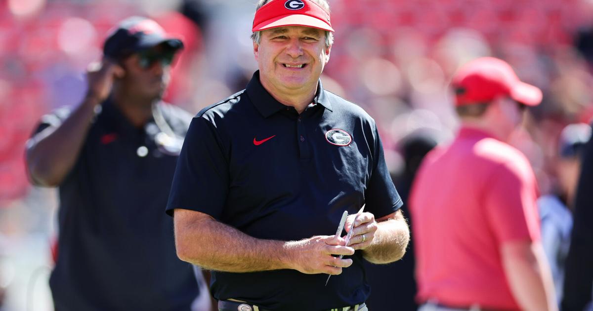 Georgia-Alabama showdown is on schedule despite approach of Hurricane Isaias; Trump will skip game | Sports