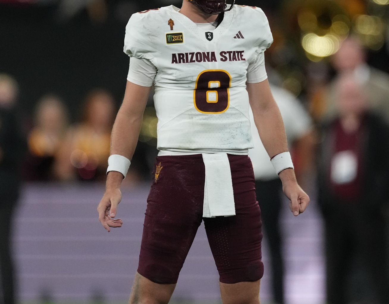 Cardae Mack runs for 154 yards and 2 touchdowns, Arizona State grinds out 30-12- win over Hawaii