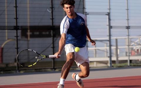 Roesch looks for fourth crown at Far East tennis
