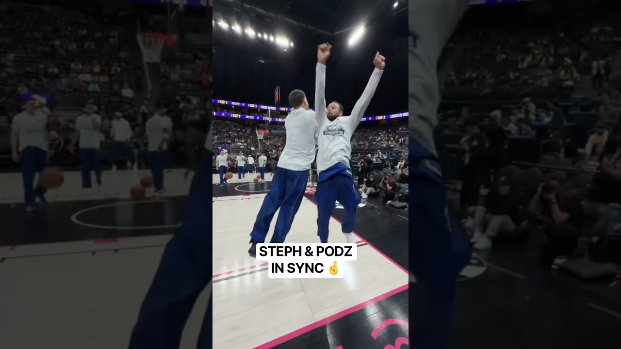 Steph Curry & Podz are in sync 🤞