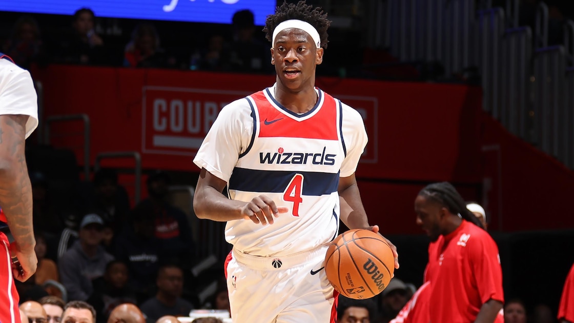 AJ Dybantsa Reveals Goal for NBA Career After Conversation With Dwyane Wade Ahead of Rookie Year