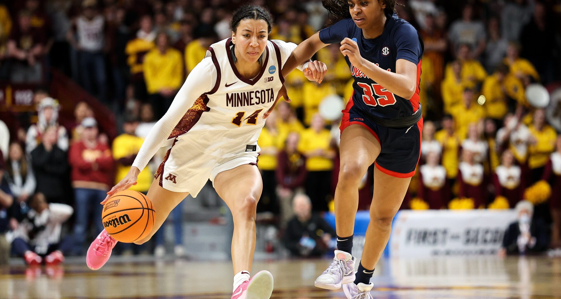 Women’s basketball: Gophers’ Tori McKinney lost for season – Twin Cities